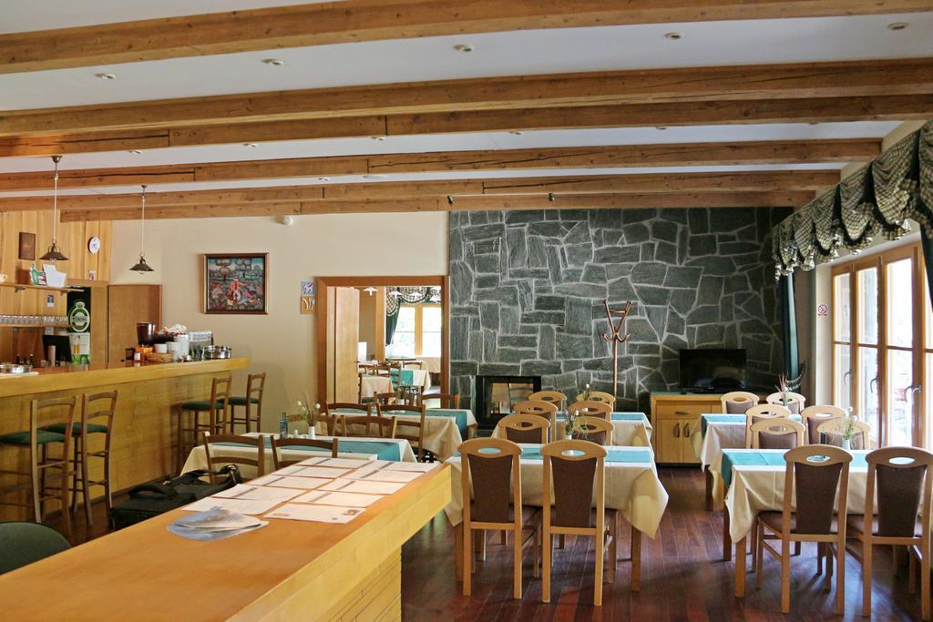 斯尼纳克拉吉卡公寓式酒店 Stubicke Toplice 外观 照片