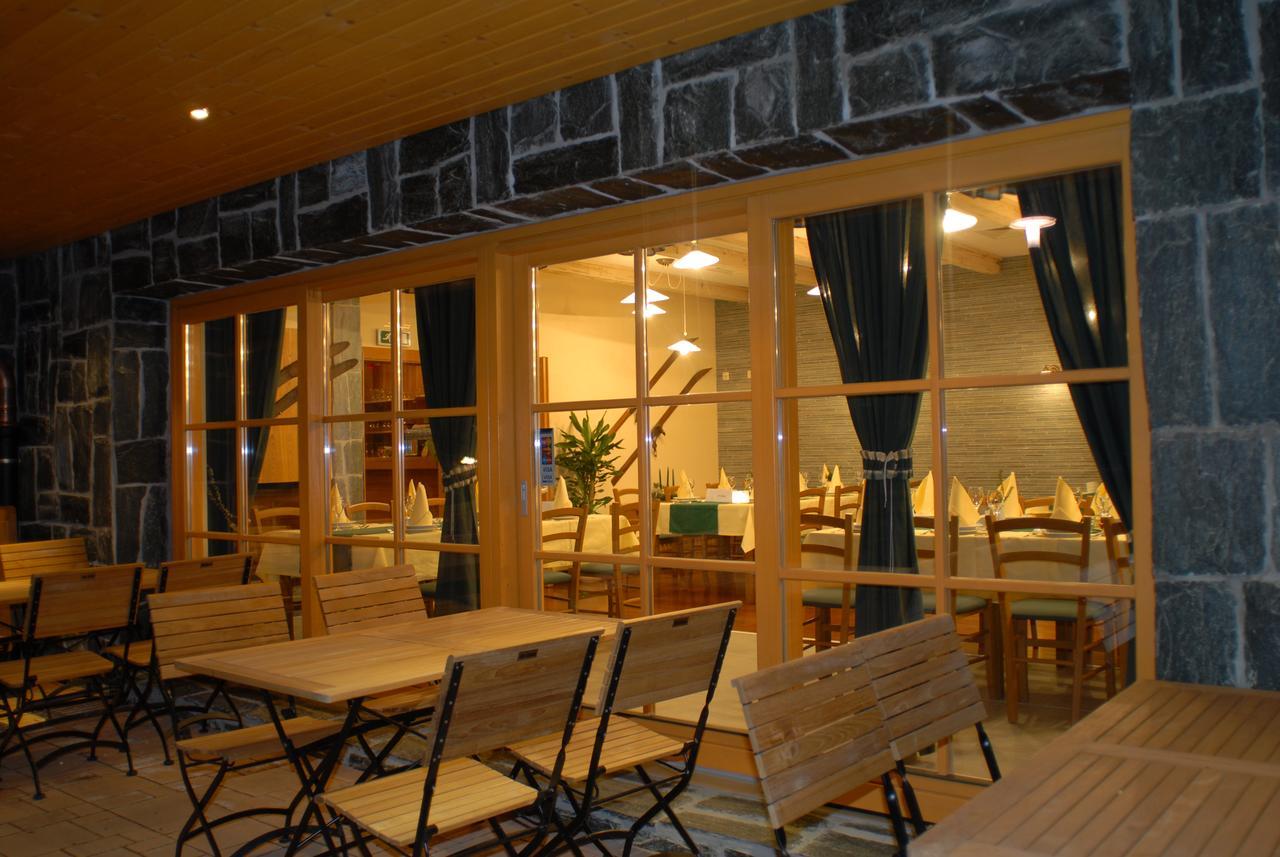 斯尼纳克拉吉卡公寓式酒店 Stubicke Toplice 外观 照片